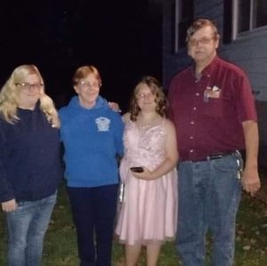 Meet your Posher, Carl